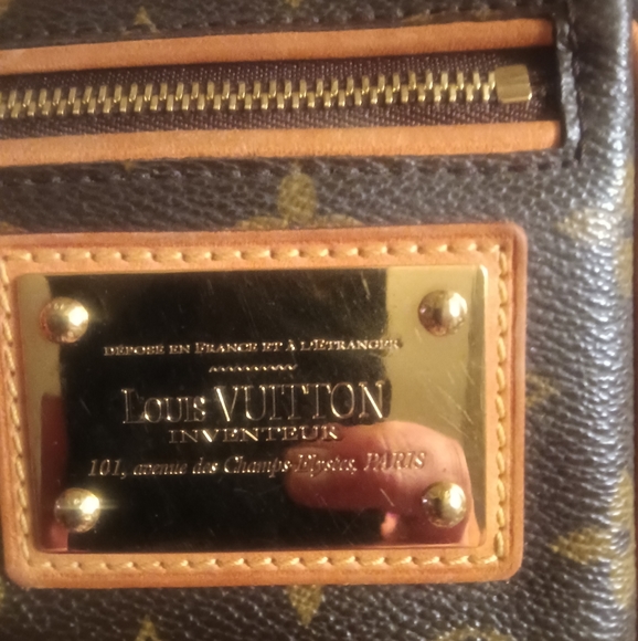 Louis Vuitton Riveting Monogram Mini Bag - Picture 5 of 9